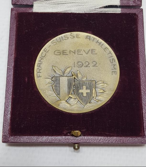 1922 TARİHLİ ORJİNAL KUTUSUNDA FRANSA-İSVİÇRE CENEVE ATLETİZM MADALYASI 