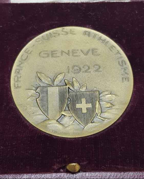 1922 TARİHLİ ORJİNAL KUTUSUNDA FRANSA-İSVİÇRE CENEVE ATLETİZM MADALYASI 