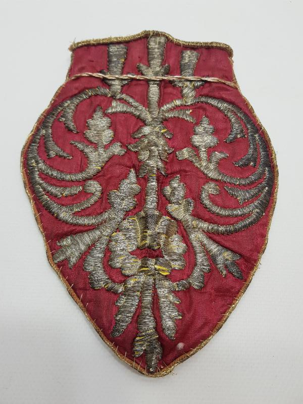 OSMANLI DÖNEMİ ALTIN SIRMA İŞLEMELİ BİNDALLI GELİN KESESİ