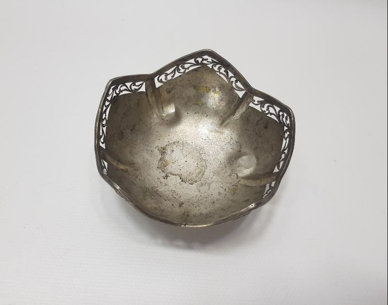 ANTİKA ASLAN AYAKLI GÜMÜŞ ŞEKERLİK 