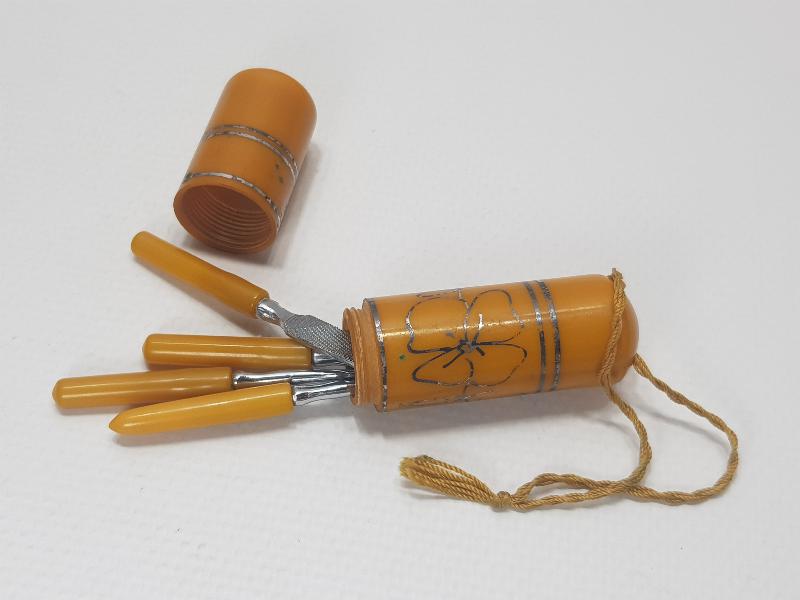 OSMANLI DÖNEMİ KUTUSUNDA KATALİN MANİKÜR PEDİKÜR TAKIMI