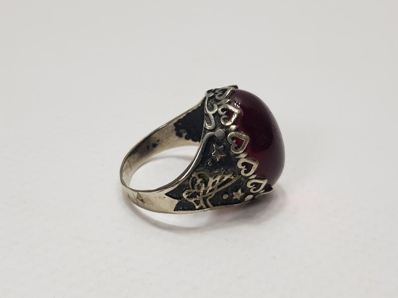 AKİK TAŞLI VE OSMANLI TUĞRALI GÜMÜŞ ERKEK YÜZÜĞÜ