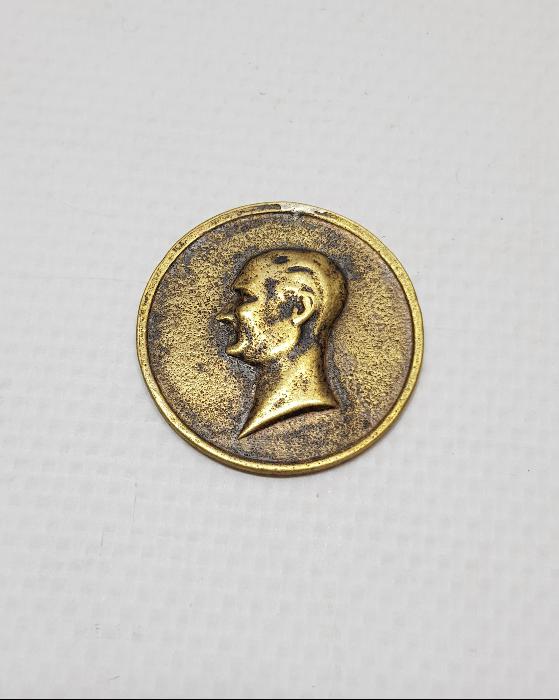 TÜRKİYE CUMHURİYETİNİN 10. YIL MADALYASI 