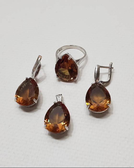 ZULTANİT TAŞLI GÜMÜŞ TAKI SETİ