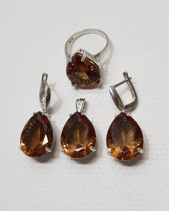 ZULTANİT TAŞLI GÜMÜŞ TAKI SETİ