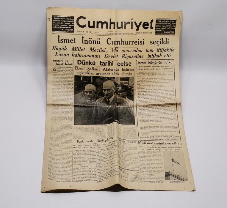 12 KASIM 1938 CUMHURİYET GAZETESİ - ATATÜRK'ÜN VEFAT HABERLERİ  