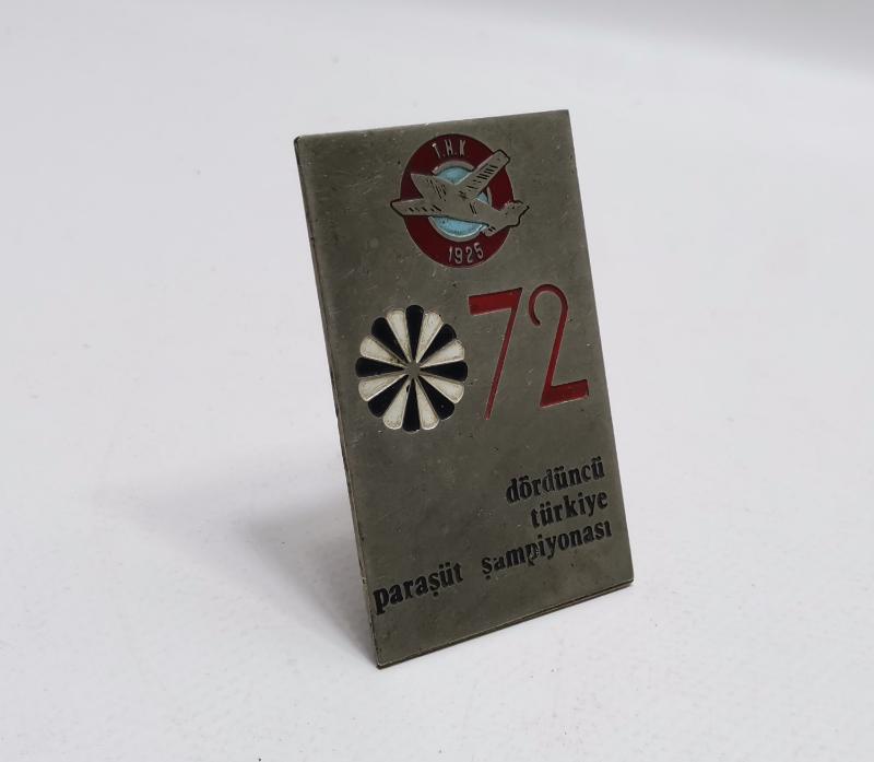1972 TÜRK HAVA KURUMU 4. TÜRKİYE PARAŞÜT ŞAMPİYONASI MADALYASI