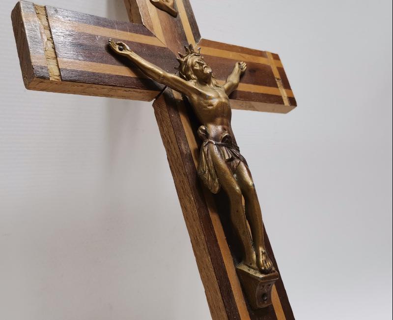 ANTİKA HIRİSTİYAN İŞİ ÇARMIHA GERİLMİŞ HAZRETİ İSA HAYKELİ