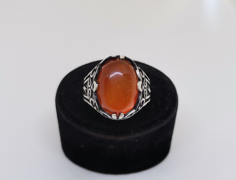 BAL AKİK TAŞLI GÜMÜŞ YÜZÜK