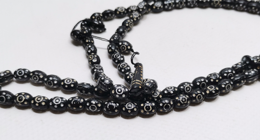 NADİR RENKTE OSMANLI DÖNEMİ GÜMÜŞ VARAKLI BEYKOZ NAMAZ TESPİHİ