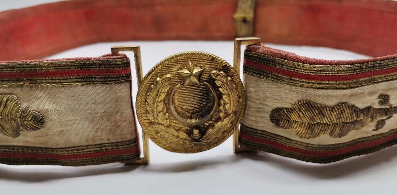 OSMANLI DÖNEMİ ALTIN SIRMA İŞLEMELİ PAŞA KEMERİ