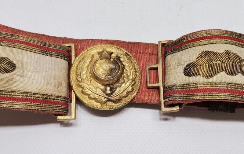 OSMANLI DÖNEMİ ALTIN SIRMA İŞLEMELİ PAŞA KEMERİ