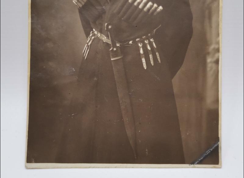 OSMANLI DÖNEMİ ERKEK KIYAFETLERİ KUŞANMIŞ ÇERKEZ KADIN SAVAŞÇI