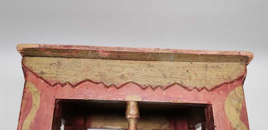 OSMANLI DÖNEMİ KÖK BOYALI EDİRNEKARİ KAHVECİ MASASI