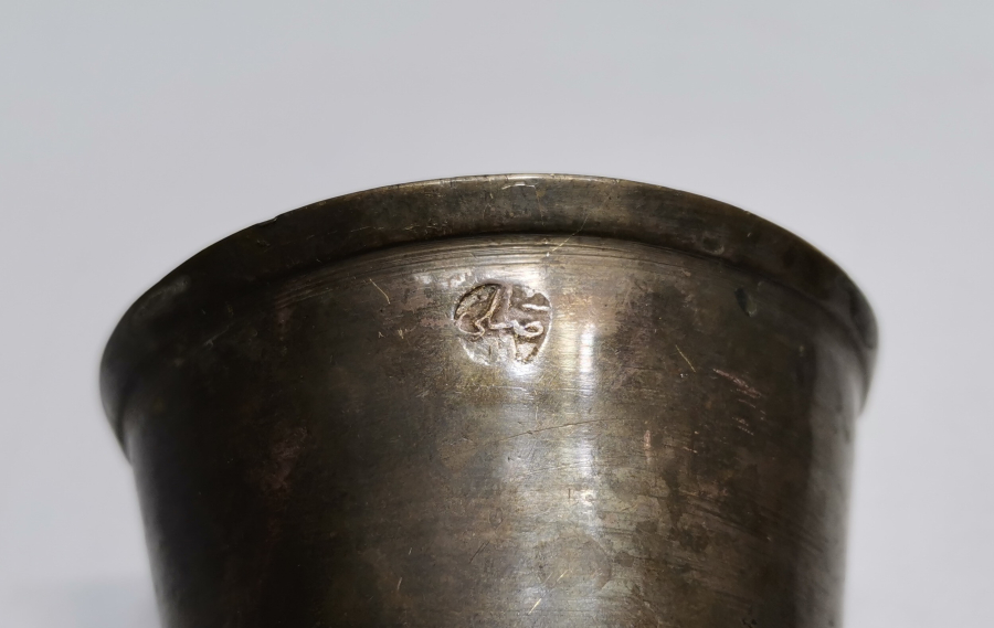 OSMANLI DÖNEMİ SÜLEYMANİYE DAMGALI NADİR FORMDA ŞERBET BARDAĞI