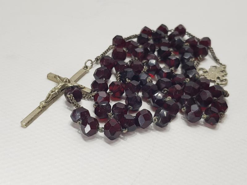 ANTİKA LAL TAŞI PAPAZ TESPİHİ