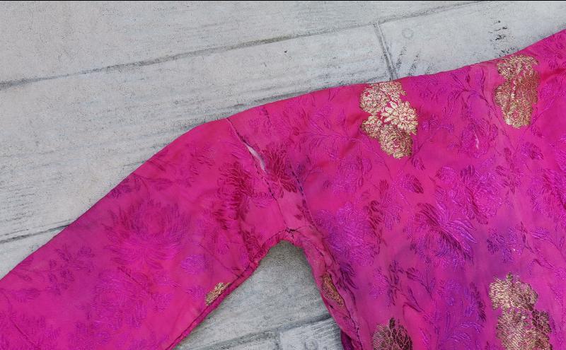 OSMANLI DÖNEMİ ALTIN SIRMA İŞLMELİ İPEK ELMASİYE ÜÇ ETEK 