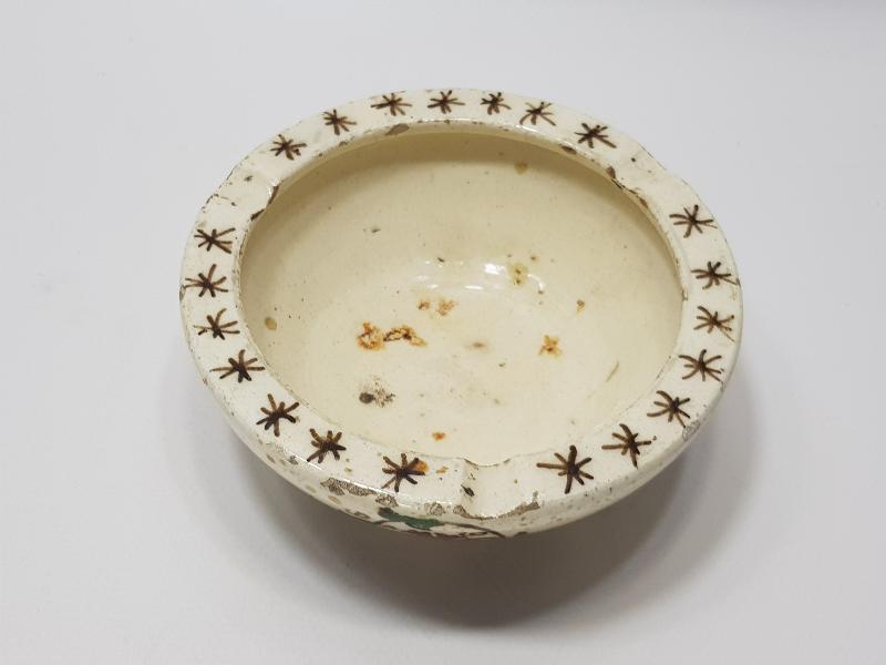 ANTİKA ÇOK NADİR KÜTAHYA İŞİ KÜL TABLASI 