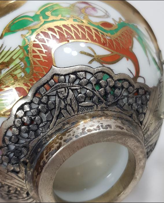 ESKİ JAPON İŞİ GÜMÜŞ & PORSELEN SAKE FİNCANI