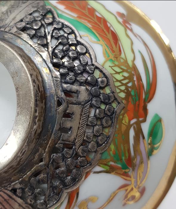 ESKİ JAPON İŞİ GÜMÜŞ & PORSELEN SAKE FİNCANI