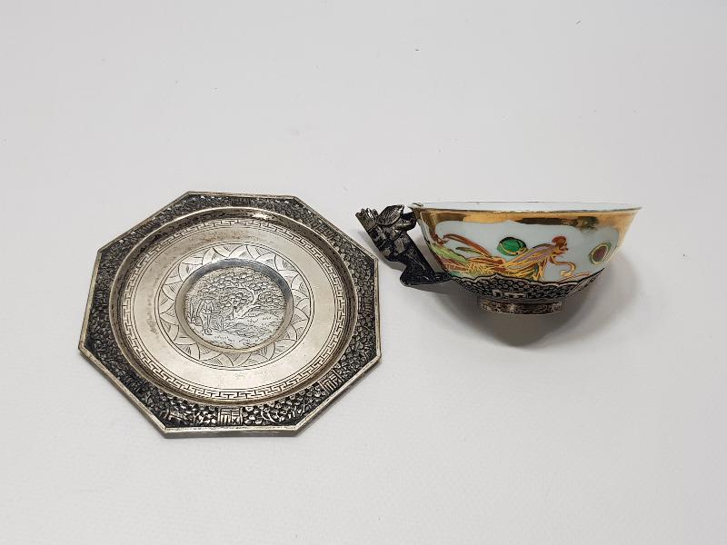 ESKİ JAPON İŞİ GÜMÜŞ & PORSELEN SAKE FİNCANI