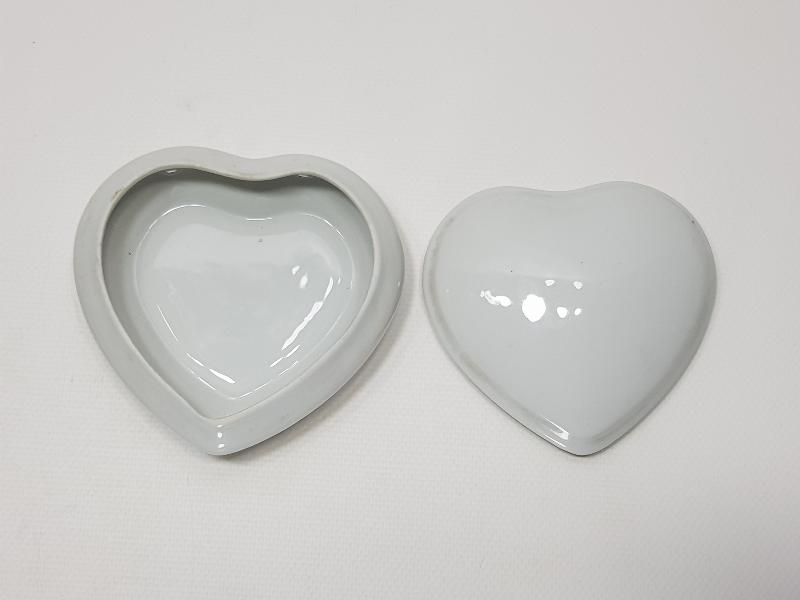 LIMOGES MARKA KALP FORMLU PORSELEN MÜCEVHER KUTUSU