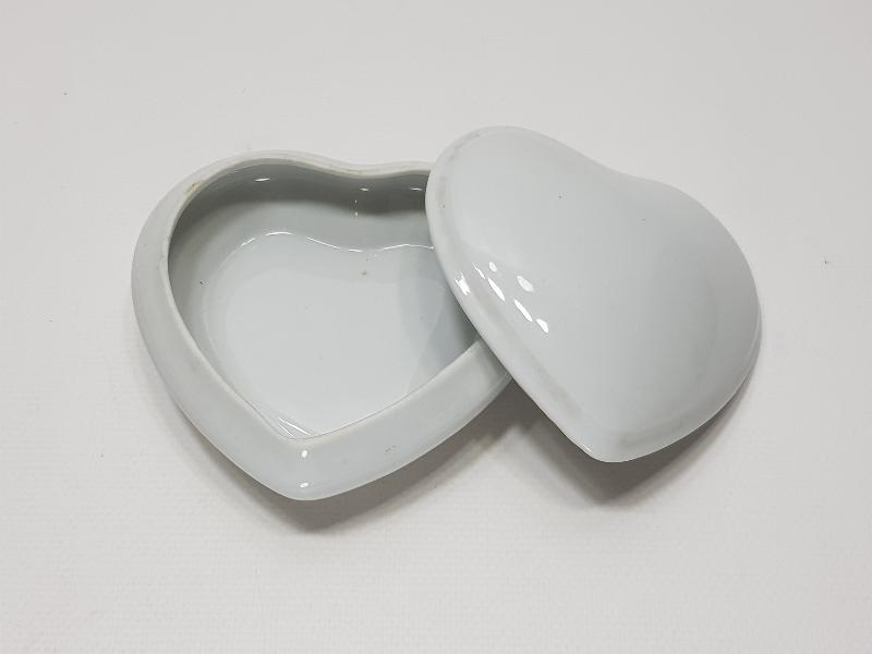 LIMOGES MARKA KALP FORMLU PORSELEN MÜCEVHER KUTUSU