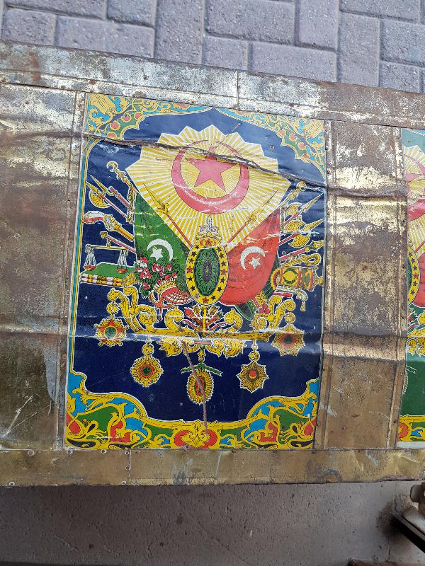 OSMANLI DEVLET ARMALARIYLA SÜSLÜ ÇEYİZ SANDIĞI