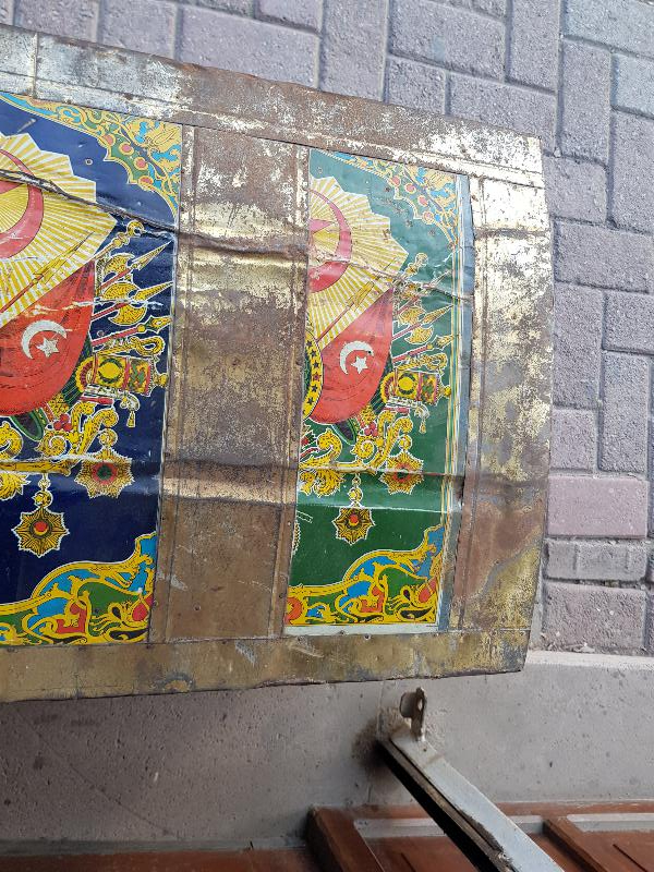 OSMANLI DEVLET ARMALARIYLA SÜSLÜ ÇEYİZ SANDIĞI