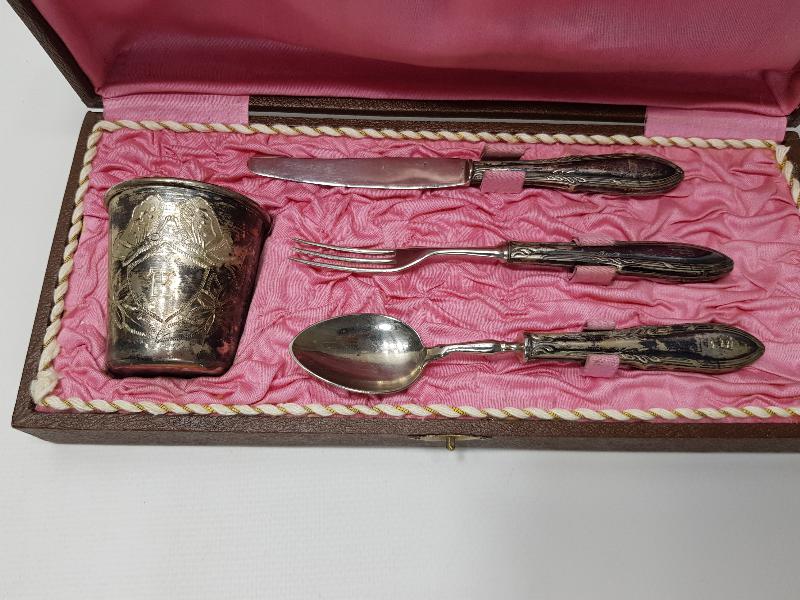 OSMANLI DÖNEMİ RUMCA İNİSİYALLİ GÜMÜŞ KAPLAMA SEYAHAT TAKIMI