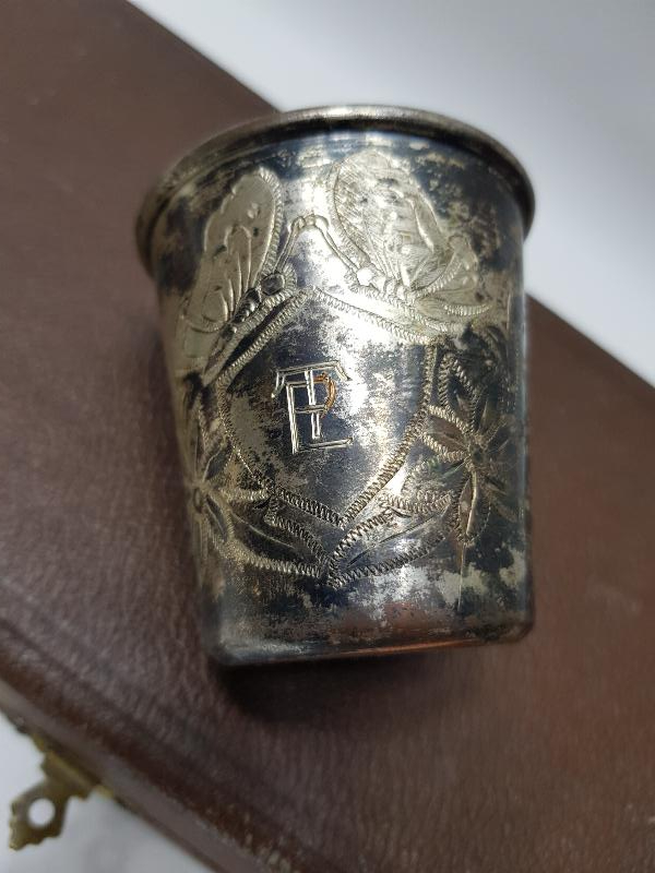 OSMANLI DÖNEMİ RUMCA İNİSİYALLİ GÜMÜŞ KAPLAMA SEYAHAT TAKIMI