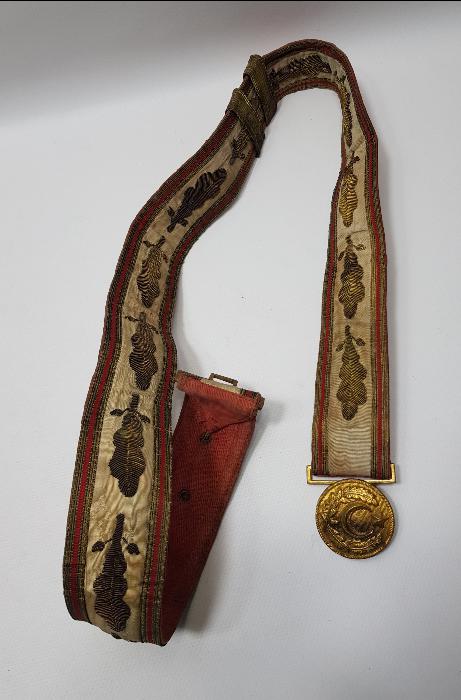 OSMANLI DÖNEMİ ALTIN SIRMA İŞLEMELİ PAŞA KEMERİ