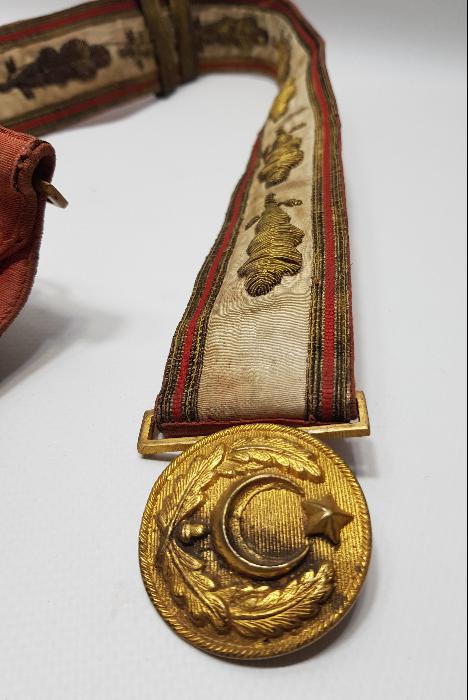 OSMANLI DÖNEMİ ALTIN SIRMA İŞLEMELİ PAŞA KEMERİ