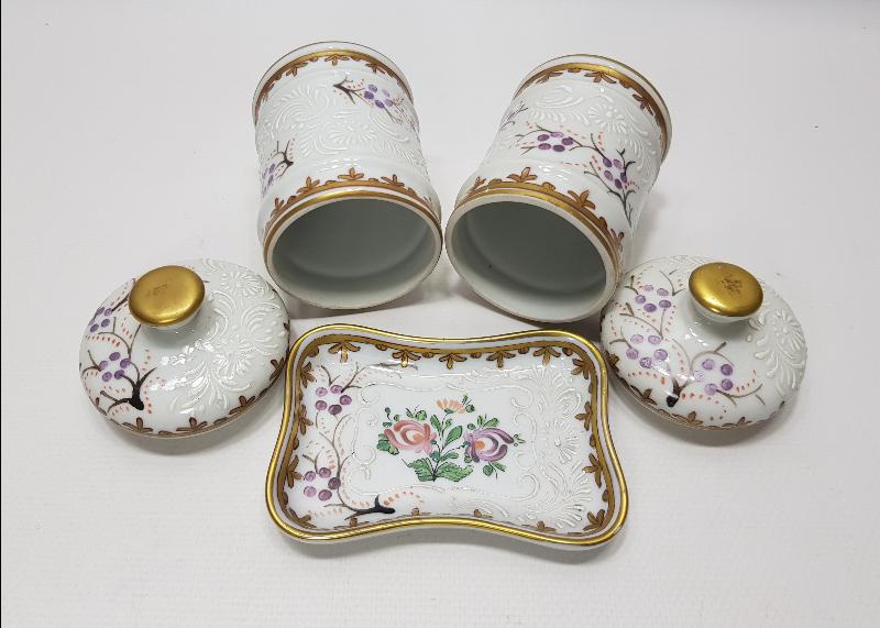 OSMANLI DÖNEMİ PORSELEN BONBONİYER TAKIMI