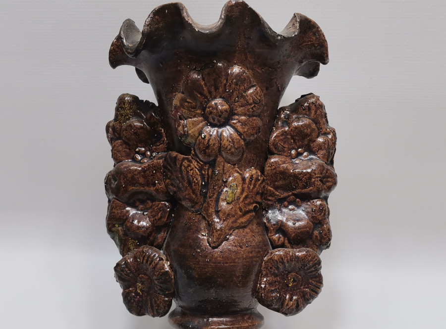 ANTİKA ÇANAKKALE İŞİ ANTİKA ROZETLİ VAZO