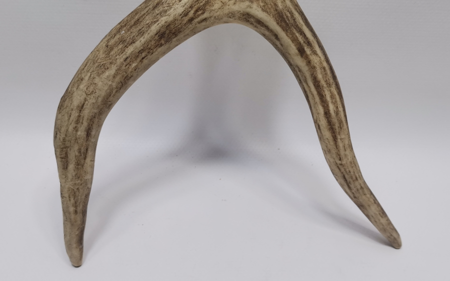 GEYİK BOYNUZUNDAN YAPILMIŞ ANTİKA AÇACAK