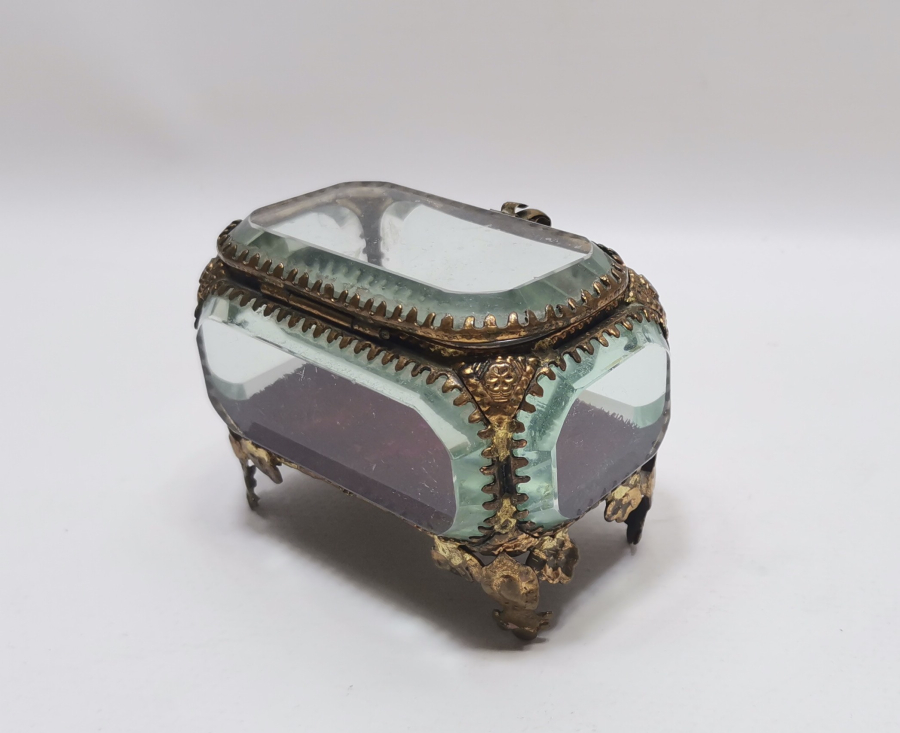 KRİSTAL CAMLI ANTİKA FRANSIZ TEŞHİR KUTUSU