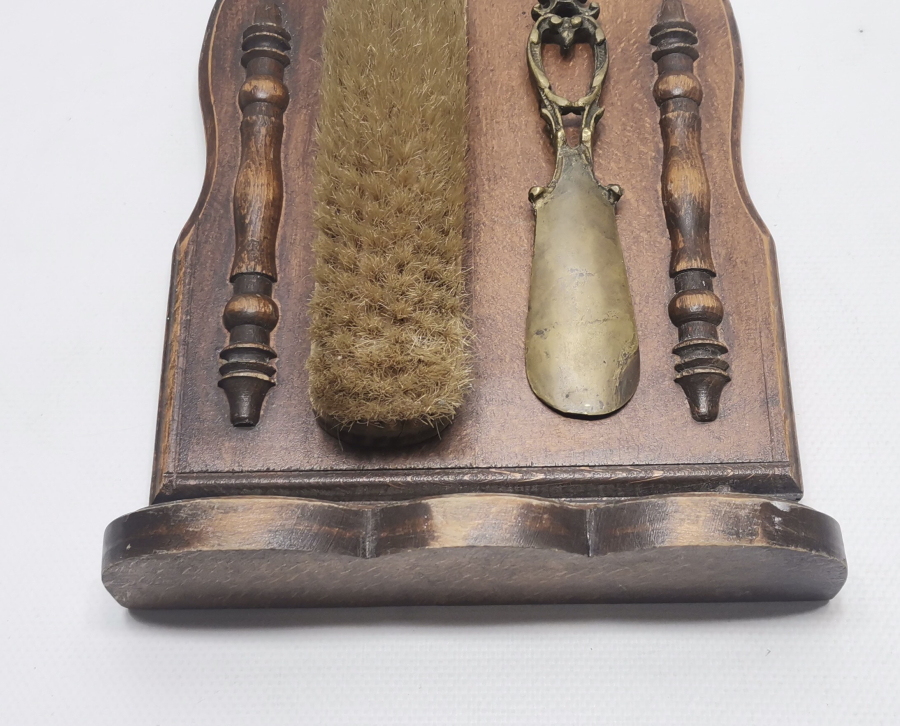 TAM TAKIM AHŞAP AYAKKABI TEMİZLİK TAKIMI