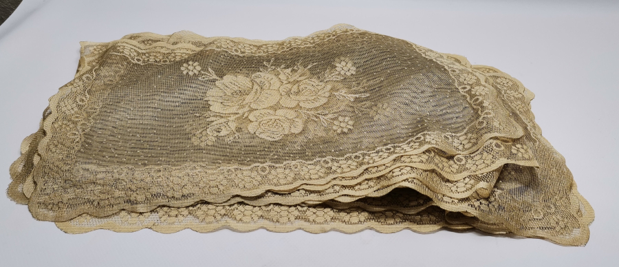 1970-80 LERDEN ONLARCA MİNİ MASA ÖRTÜSÜ