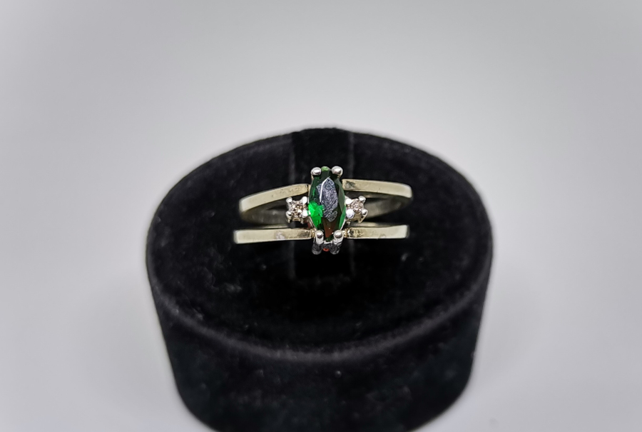 ÇİFT TARAFLI PIRLANTA TAŞLI ÖZEL YAPIM YÜZÜK