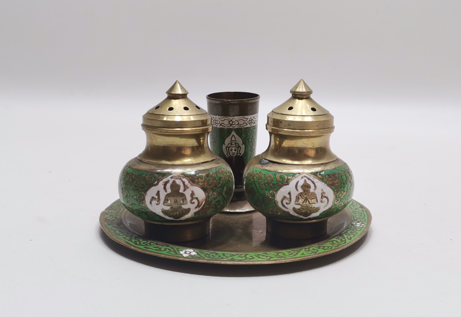 MİNE İŞÇİLİKLİ UZAK DOĞU ANTİKA YAZI TAKIMI