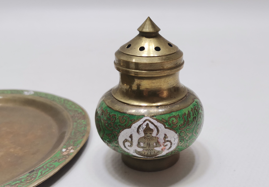 MİNE İŞÇİLİKLİ UZAK DOĞU ANTİKA YAZI TAKIMI