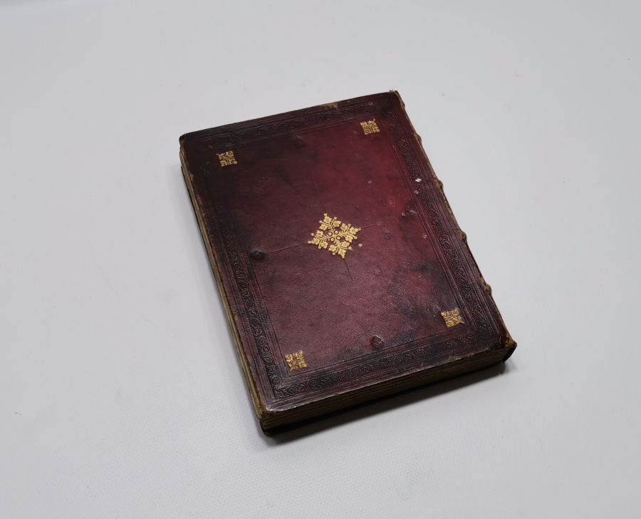 ORJİNAL ALTIN VARAKLI CİLDİNDE ÇOK NADİR 1848 TARİHLİ TAŞ BASKI OSMANLI İNCİL