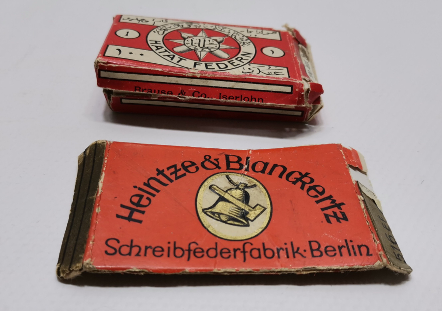 OSMANLI DÖNEMİ ÜSTLERİ OSMANLICA YAZILI 2 ADET DİVİT UCU KUTUSU