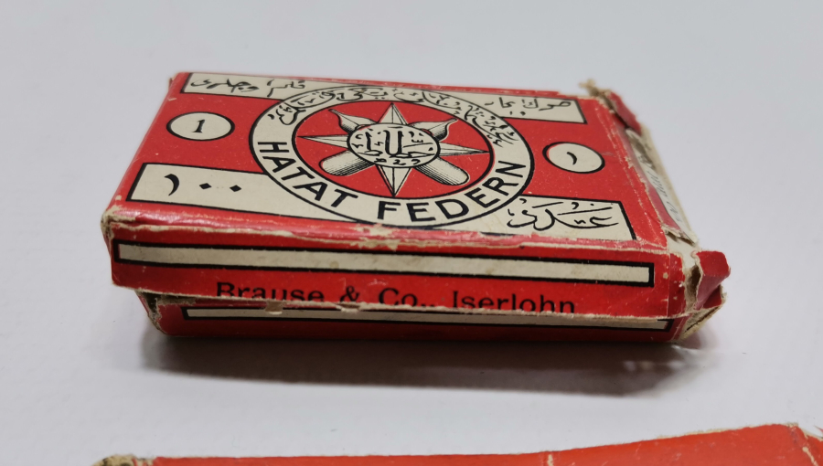 OSMANLI DÖNEMİ ÜSTLERİ OSMANLICA YAZILI 2 ADET DİVİT UCU KUTUSU