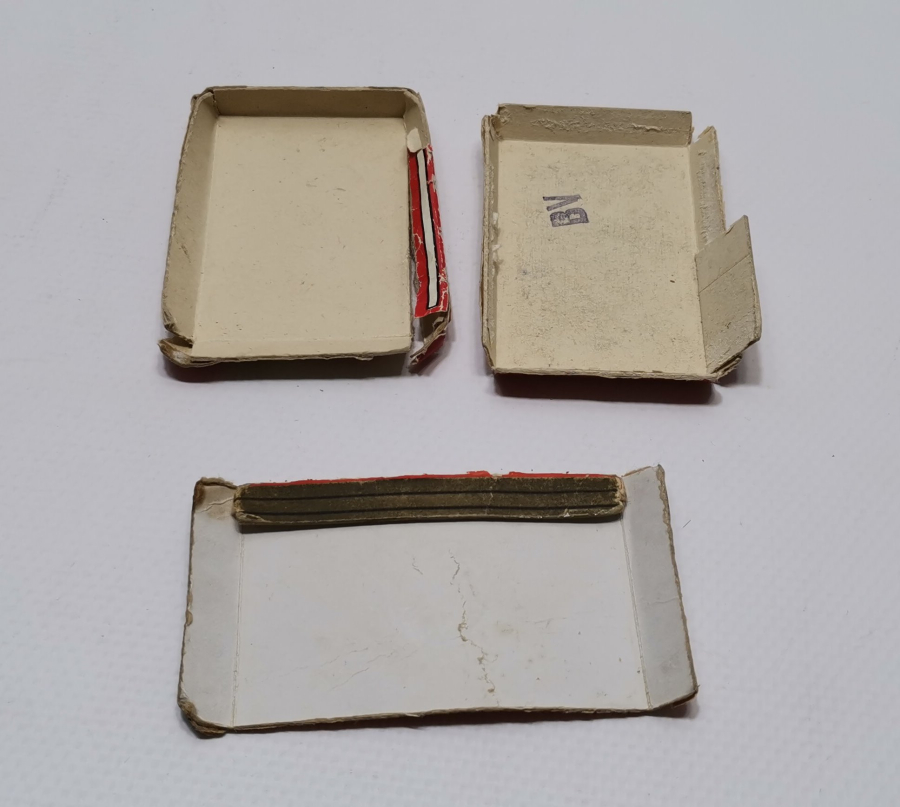 OSMANLI DÖNEMİ ÜSTLERİ OSMANLICA YAZILI 2 ADET DİVİT UCU KUTUSU