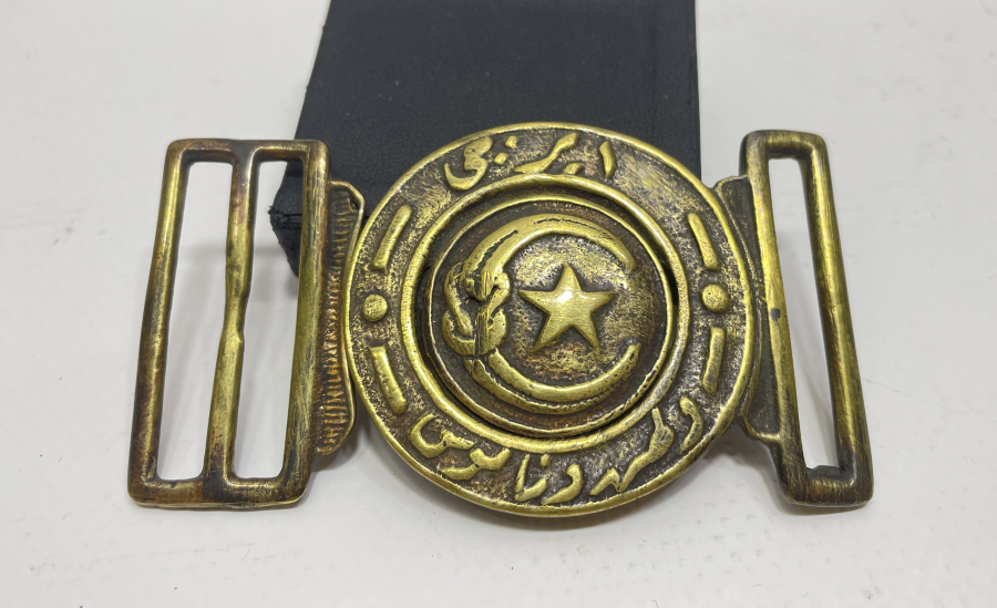 OSMANLI DÖNEMİ ÜZERİ İZCİ -VATAN - NAMUS YAZILI NADİR KEMER TOKASI