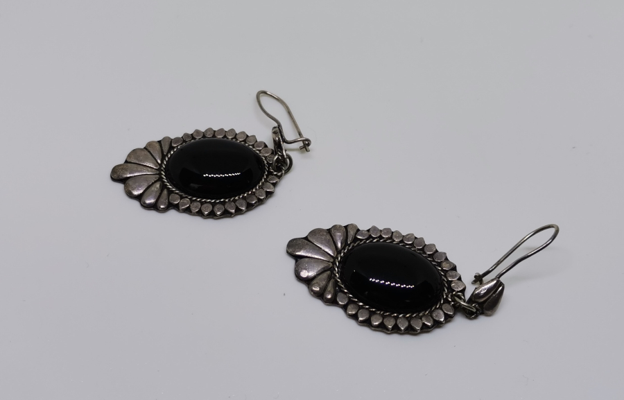 ÖZEL YAPIM OLTU TAŞLI ANTİKA GÜMÜŞ KÜPE