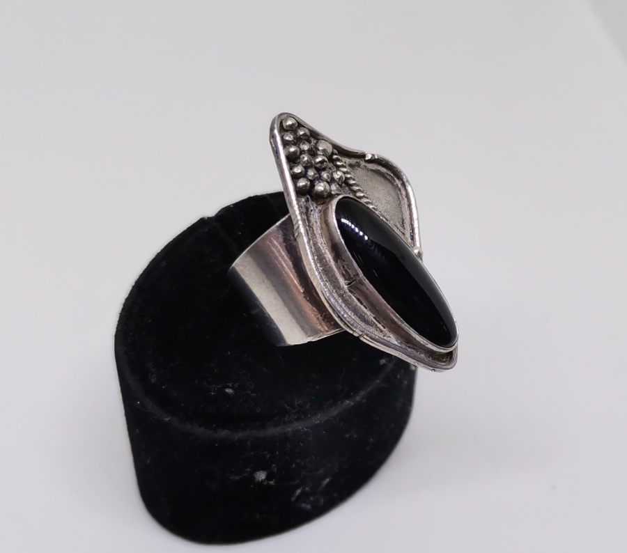 ÖZEL YAPIM OLTU TAŞLI ANTİKA GÜMÜŞ YÜZÜK