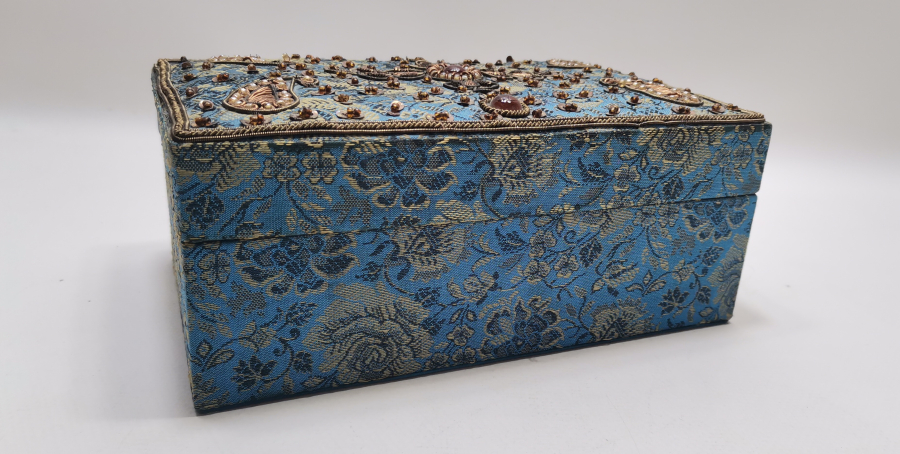 SIRMA İŞÇİLİKLİ RUM İŞİ ANTİKA MÜCEVHER KUTUSU